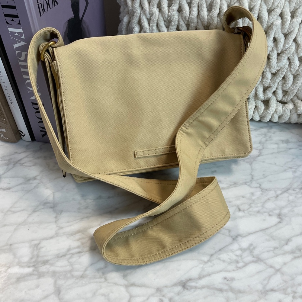 Burberry Trench Crossbody - Picture 3 of 10